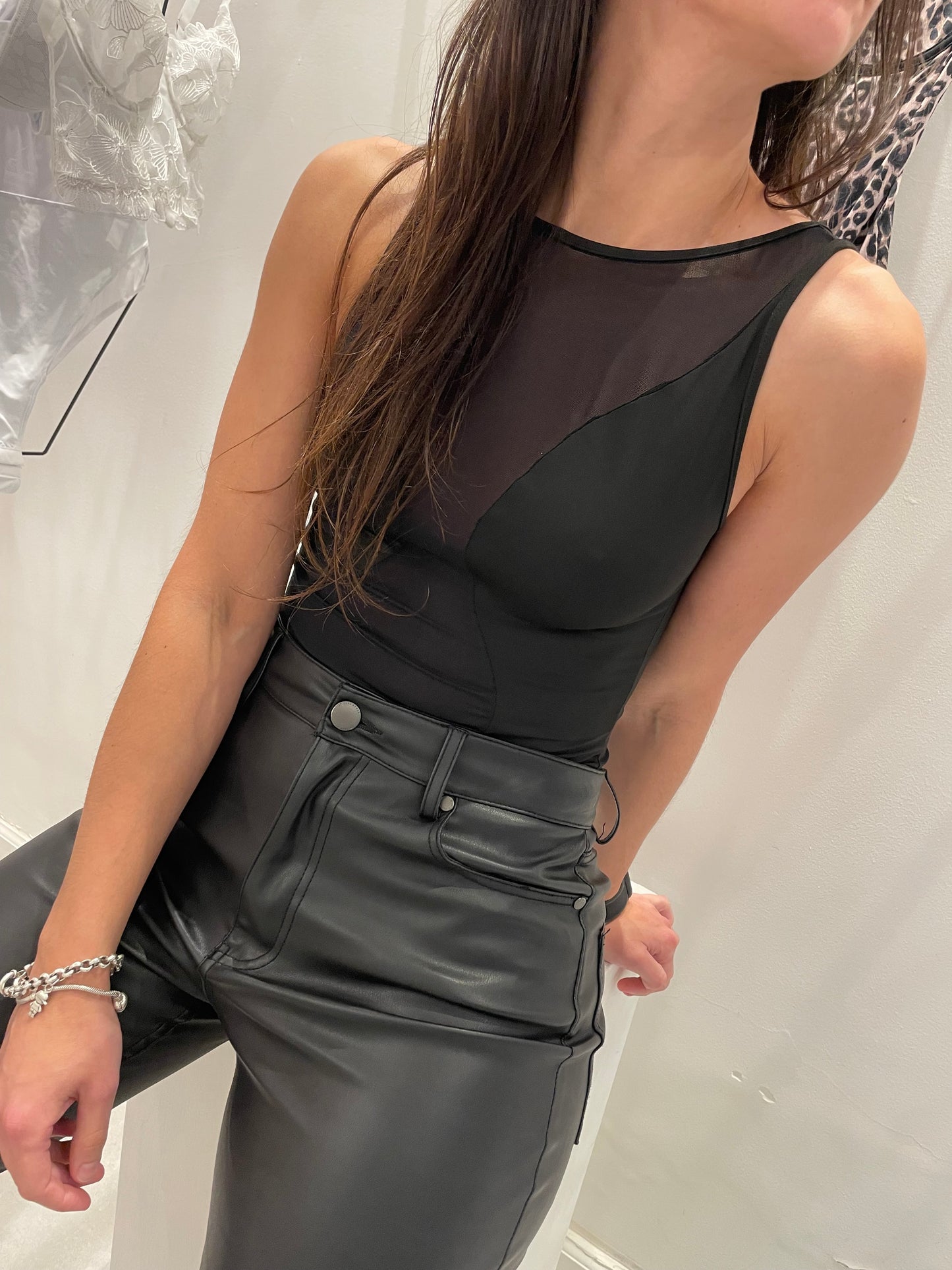 Body MILAN