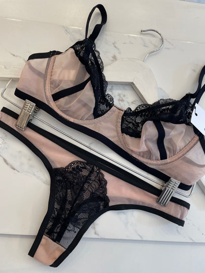 Conjunto BURDEOS