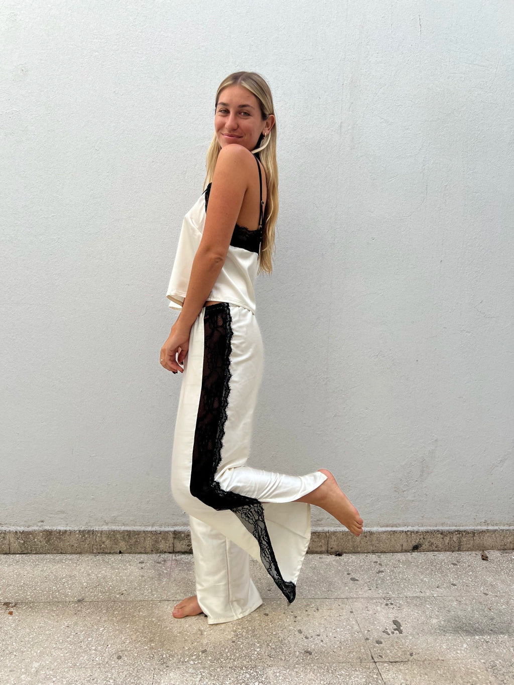 Pijama AURA crema